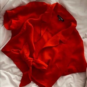 BRAND NEW CROPPED FASHION NOVA TOP